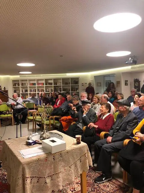 תערוכת שברי זיכרון