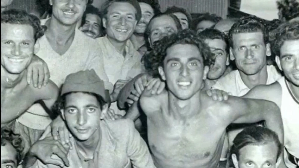 המעפילים באוניה חביבה רייק