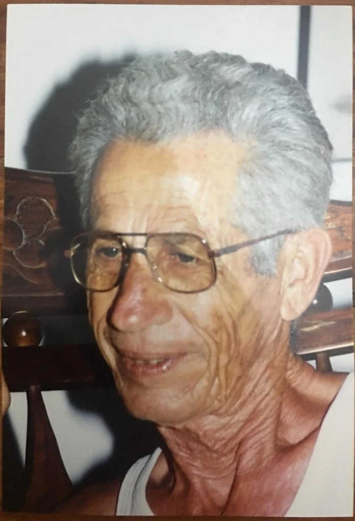 איזיס חיים