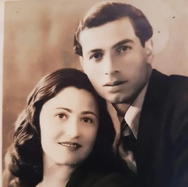 אלברט עם רעייתו פסו פלומבה
