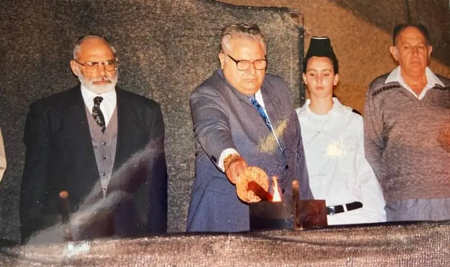ספורטה יומטוב ראול מדליק משואה