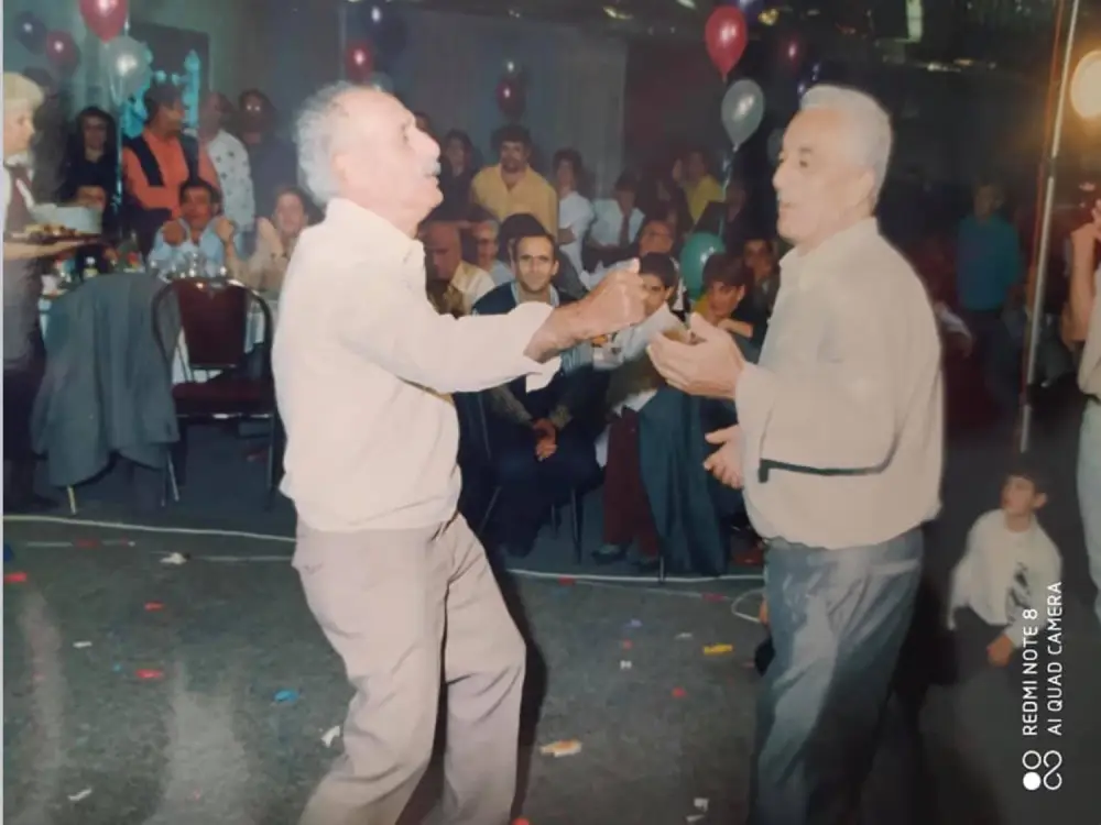 עייני איזק