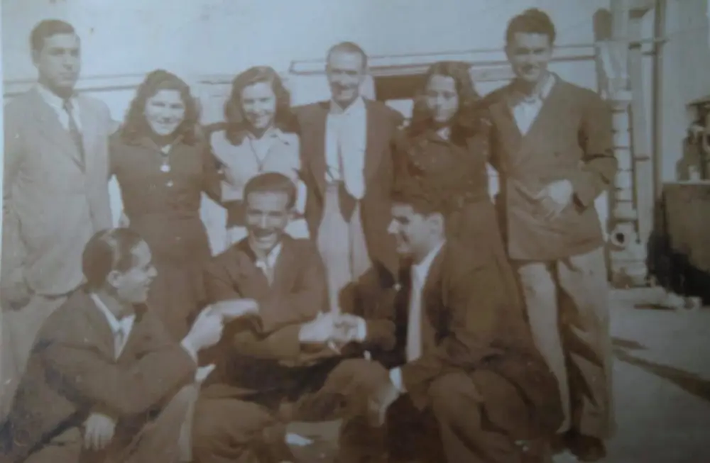 צדיק ויקטוריה ומנוח ישראל